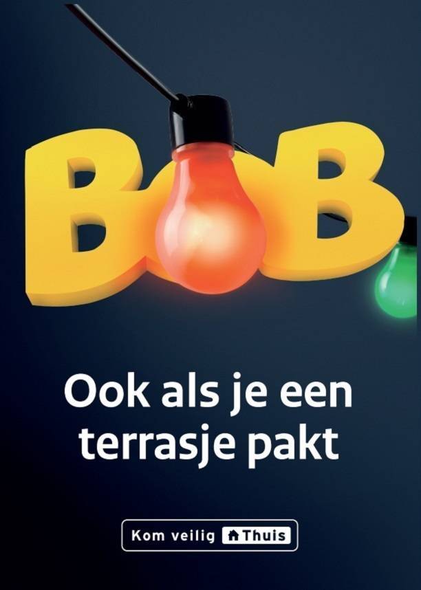 Bobcampagnebeeld in de zomer terrasje